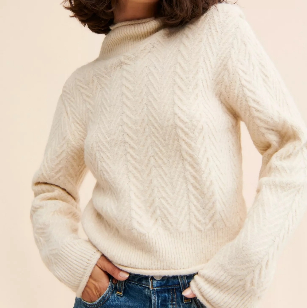 ASTR The Label Carlota Sweater